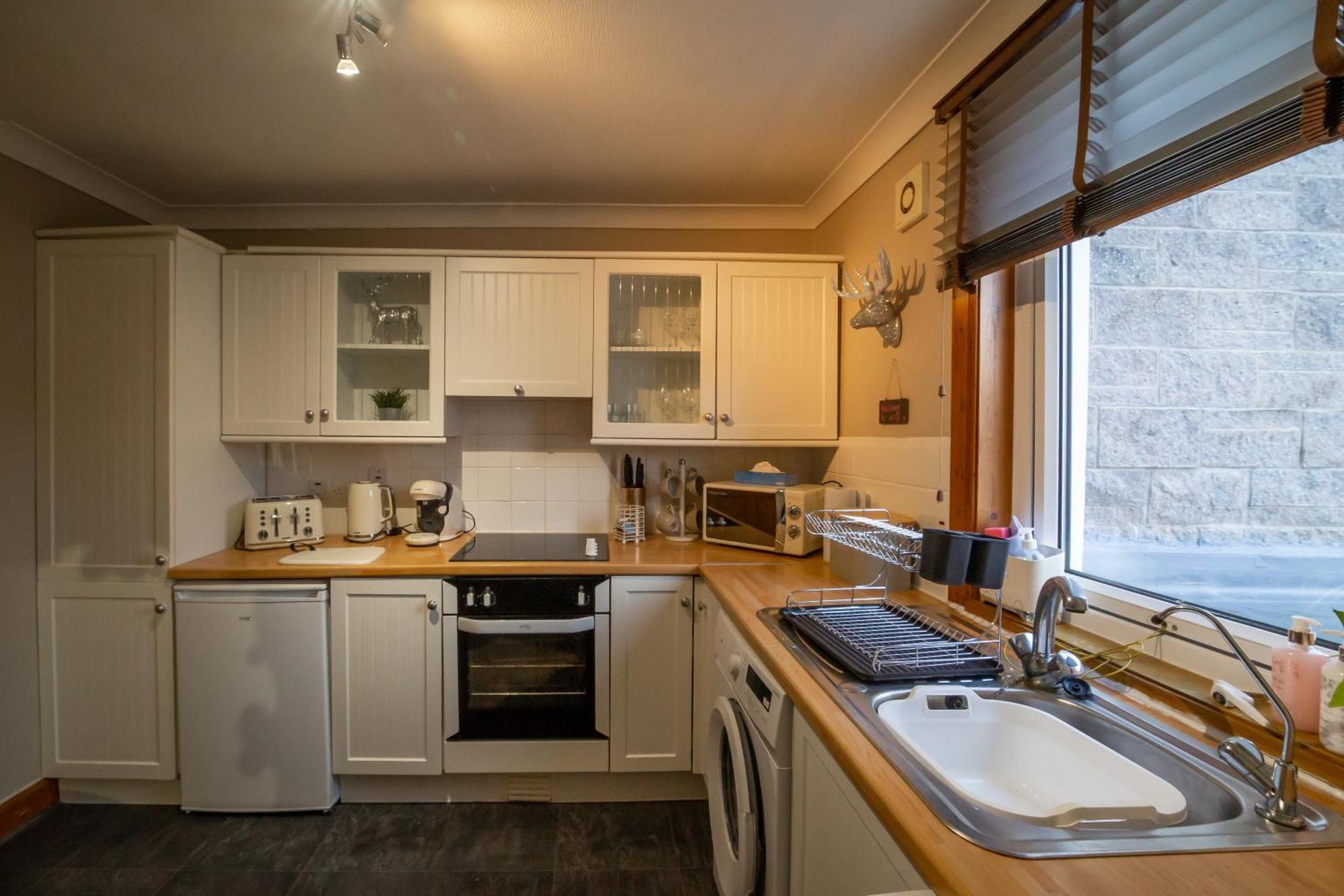 2 Wheelhouse Apartment Lochinver
